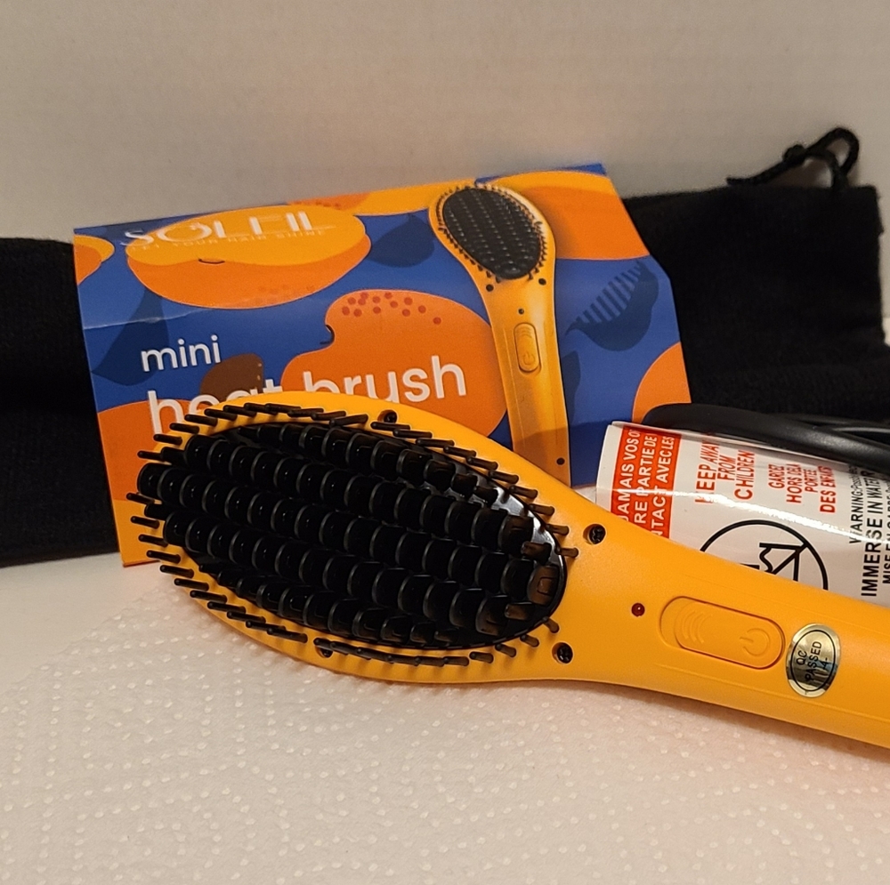 Soleil Mini Heat Brush in Apricot